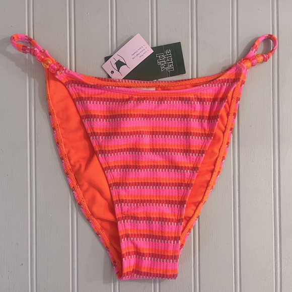 Wild Fable Textured Low Rise Extra High Leg Cheeky Bikini Bottom Medium Pink NWT - Picture 1 of 12